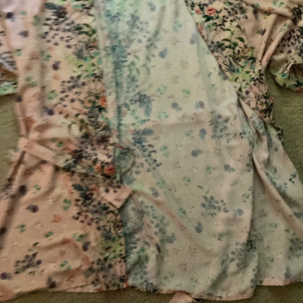 ~ Women's Short Robe ~ - Picture 13 of 14